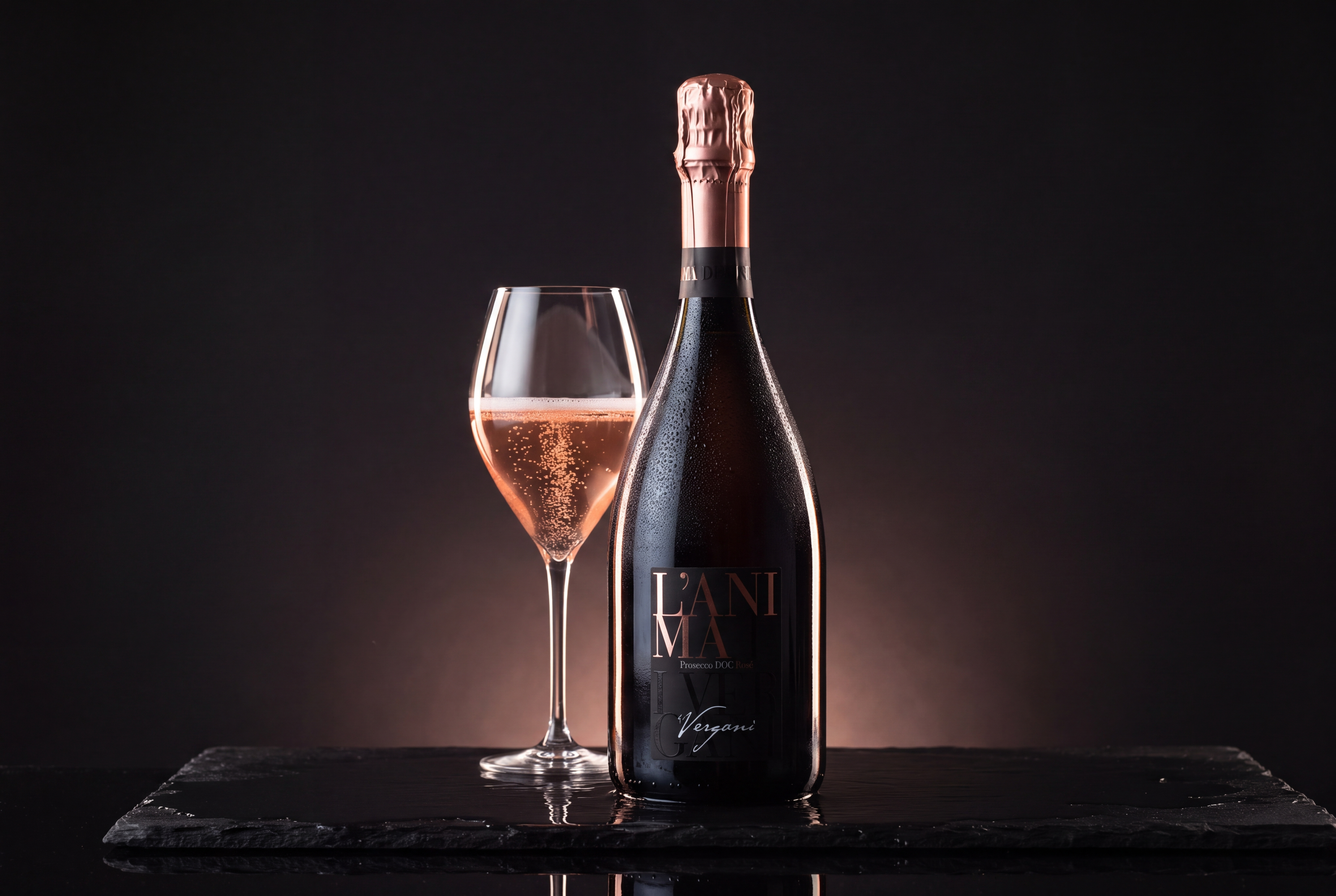 Anima Prosecco Rosé Heroimage — nasser Schiefer, Twin-Rim-Light